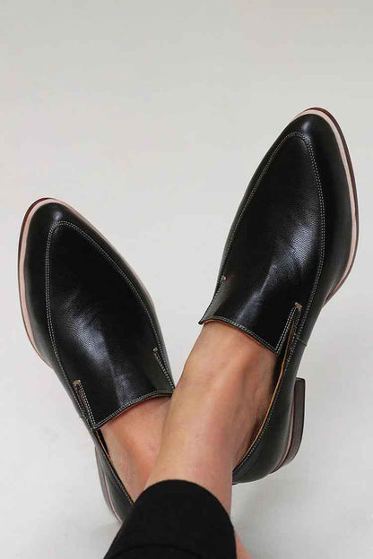 Minimalistloafer - Tidlösa Minimalistiska Loafers, ett Slimmat Vardagsessential för Mödolös Stil