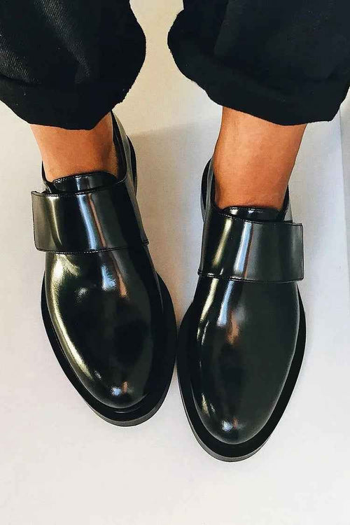 Polerad Remloafer - Slimmade Polerade Remloafers för Modern Förfining
