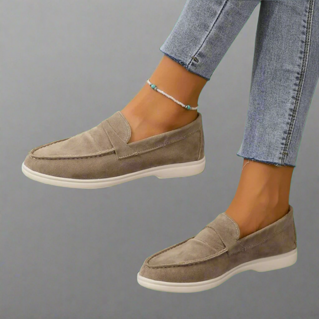 Klassisk Slip-On - Klassiska Instegsloafers med Tidlös Stil och Mödolös Komfort