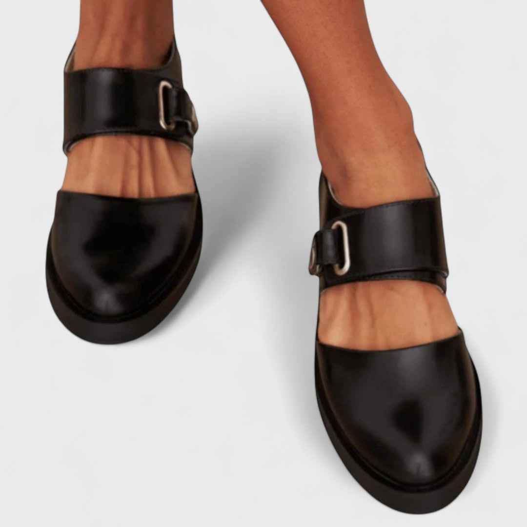 Liana - Eleganta Retroskor med Tidlös Charm
