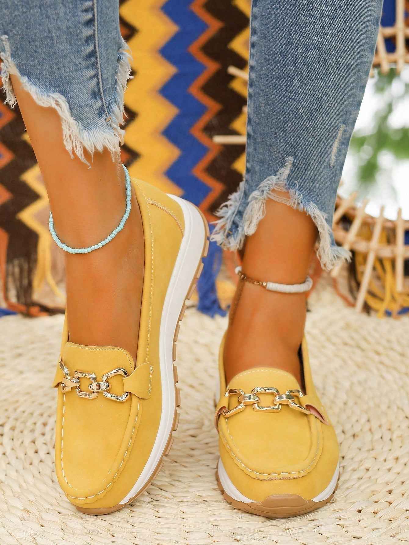 Madeleine - Eleganta Loafers med Spändetalj