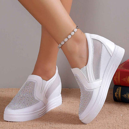 Kristallsneaker - Sneakers med Vita Kristalldetaljer