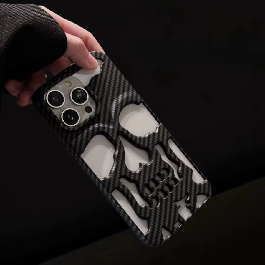 Phantom Edge - iPhone-fodral av kolfiber