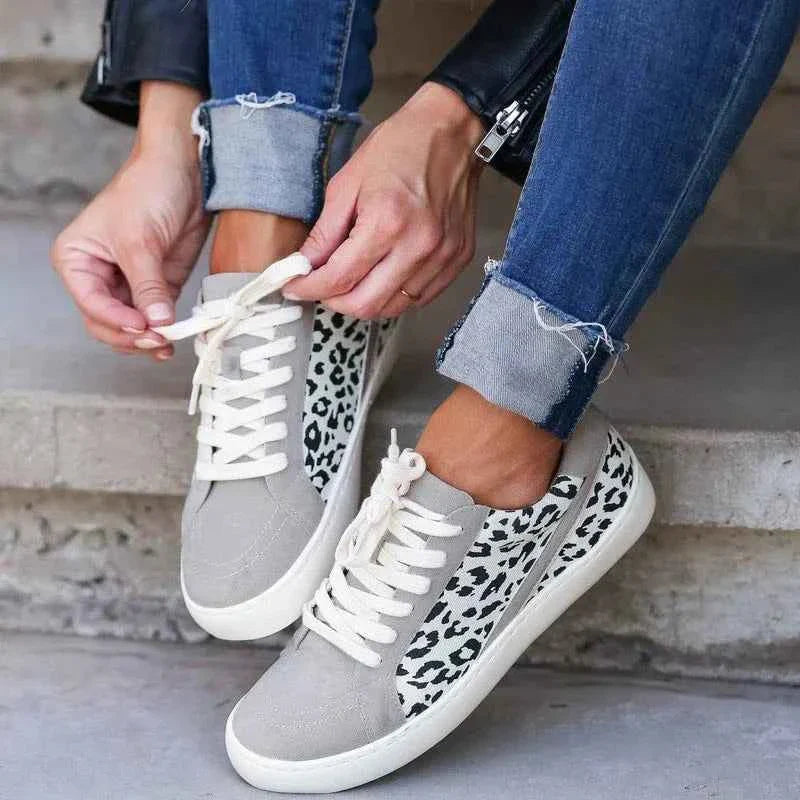 Leopardsneaker - Trendiga Sneakers med Leopardtryck för en Modig, Modemedveten Look