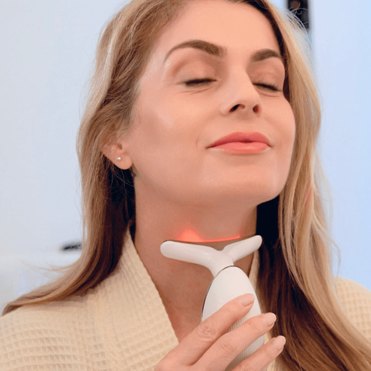 FaceGlow | Anti-rynk- och uppstramande ansiktsmassageapparat