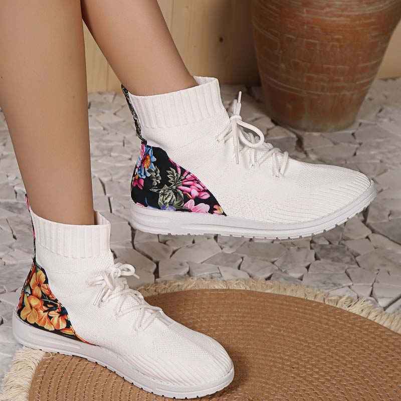 Blomhälssneaker - Heldagsbekväma Mid-Cut Sneakers med Blomdetalj vid Hälen