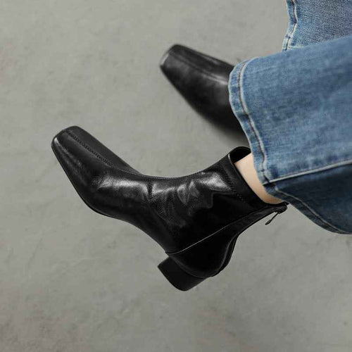 Elsa - Stövlar med Blockklack för en Elegant och Bekväm Look