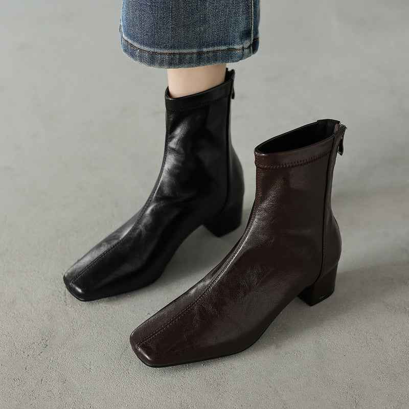 Elsa - Stövlar med Blockklack för en Elegant och Bekväm Look