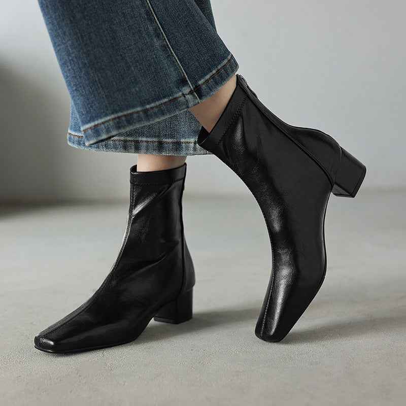Elsa - Stövlar med Blockklack för en Elegant och Bekväm Look