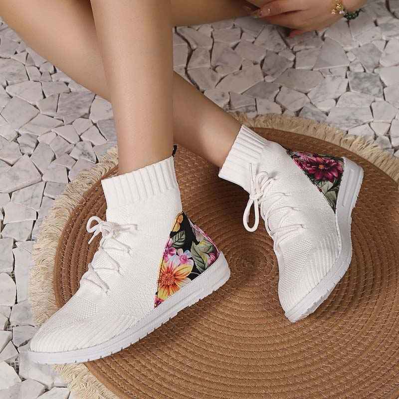 Blomhälssneaker - Heldagsbekväma Mid-Cut Sneakers med Blomdetalj vid Hälen