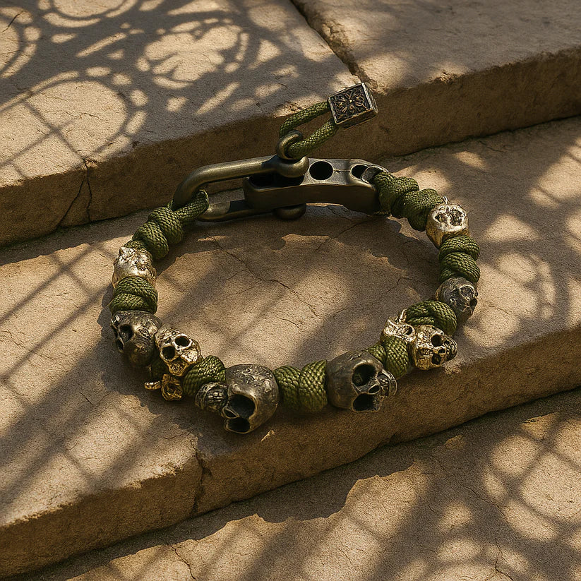Roberto Russo Justerbar Paracord Skalle Armband