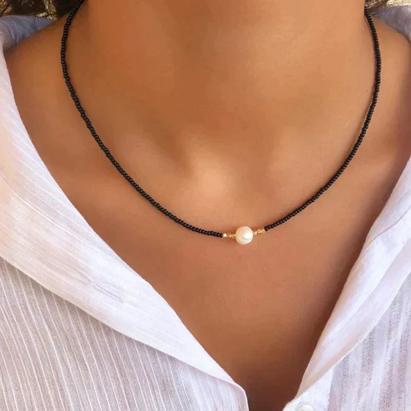 Nora - pärlprydd choker