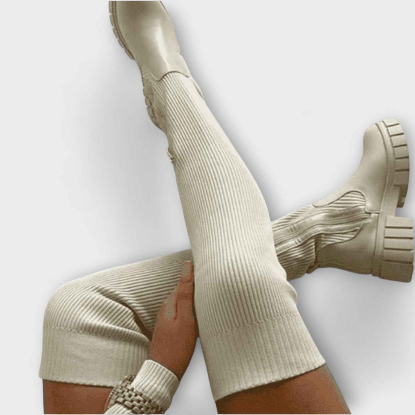 Overknee - Stilrena Overknee-Stövlar med Robust Klack
