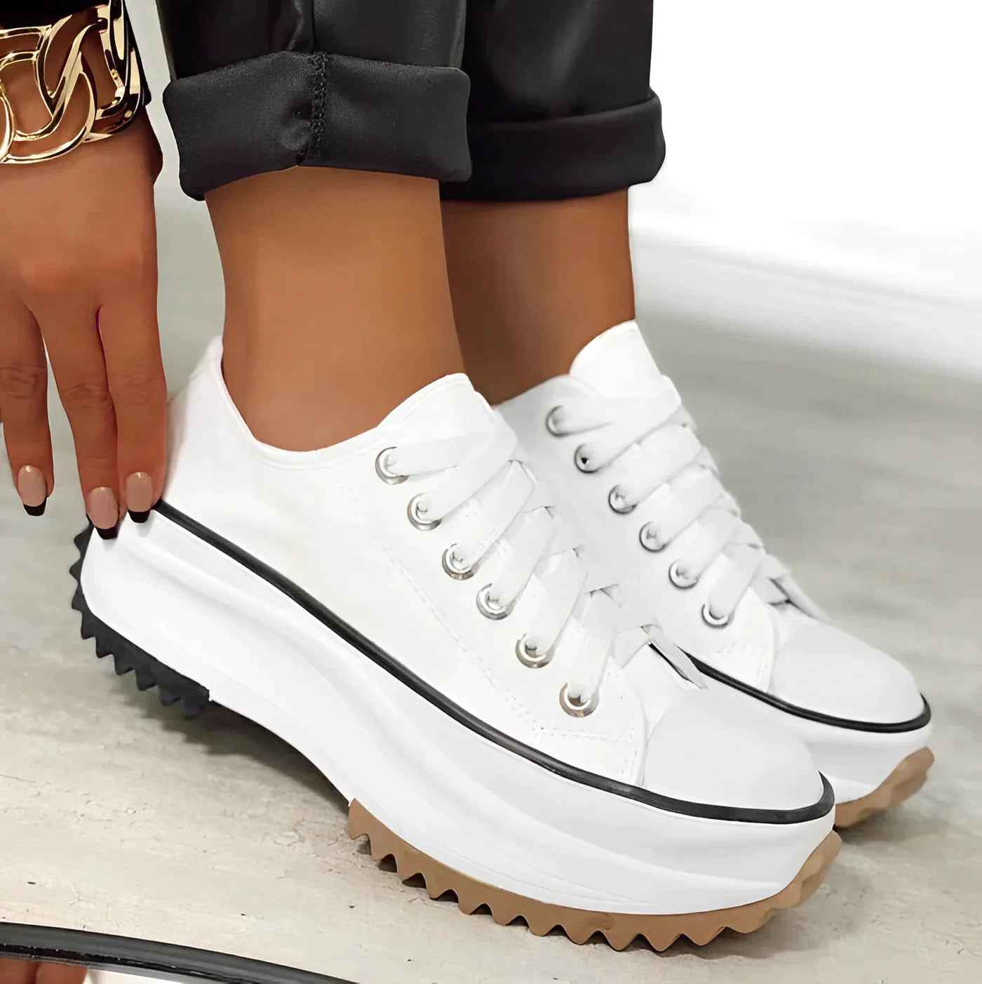 Ekbrun - Snygga Vardagssneakers för Dam
