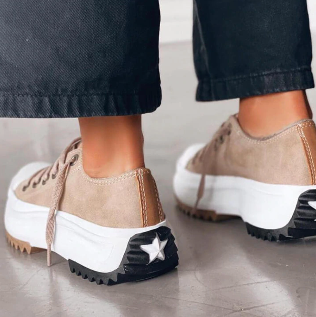 Ekbrun - Snygga Vardagssneakers för Dam