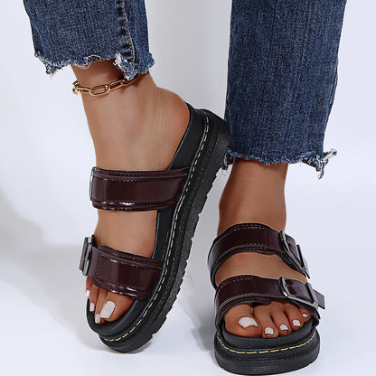 Tova - Sandaler med Spänne och Flexibel Platåsula