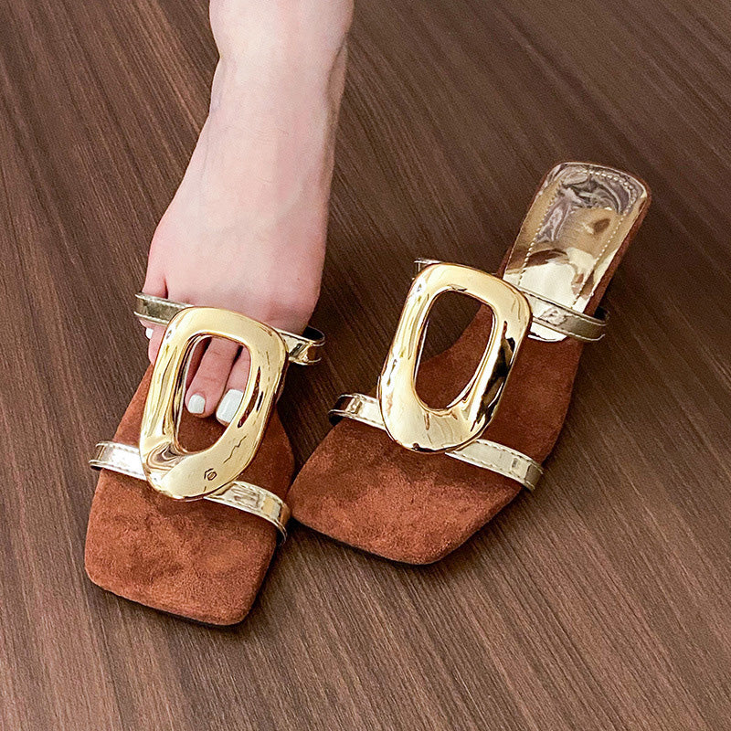 Elin - Eleganta Retro Sandaletter med Fyrkantig Tå och Klackdesign