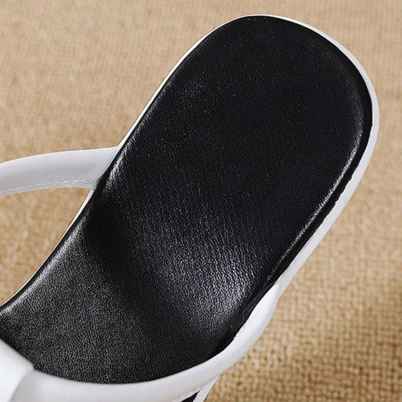 Frida - Trendiga Platåsandaler med Genomskuren Design